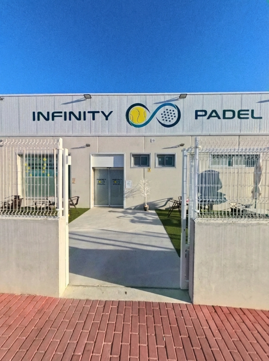 Entrada de Infinity Padel en Torrevieja